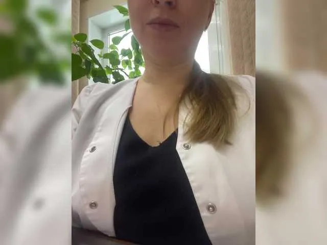 cam to cam with BongaCams's -Jolly- in her live session for immersive sensations -Jolly- from BongaCams