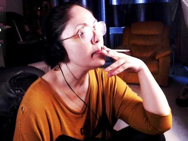 Admire cute slut 1imperatriza 1imperatriza from BongaCams