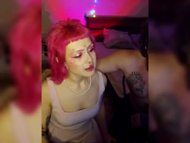 2NEFORA from BongaCams