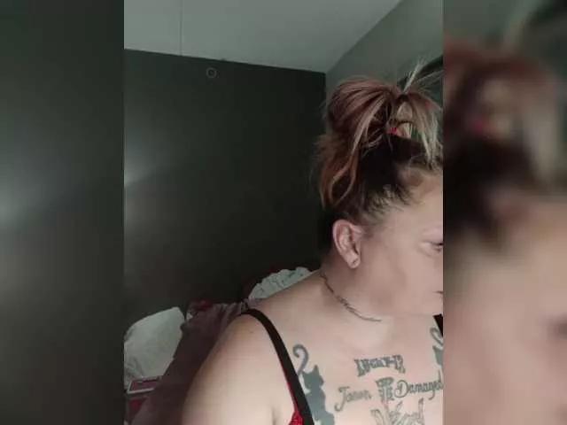 Try 37 years old Adelaideskyy from BongaCams Adelaideskyy from BongaCams