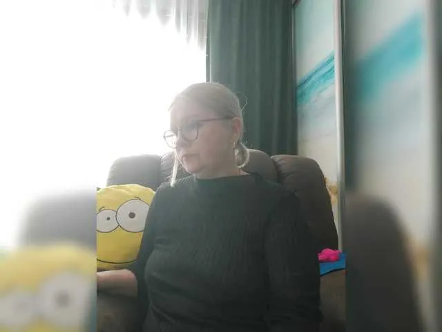 Adiline from BongaCams