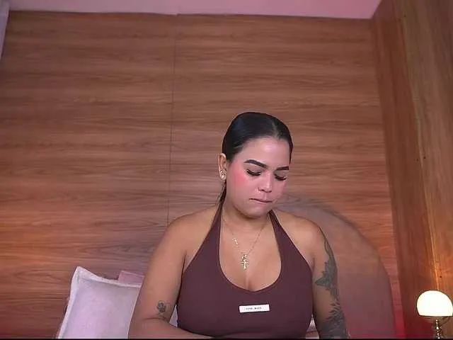 ale-evanz from BongaCams