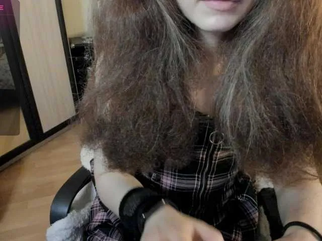 Cute AlexIam wants you to fuck her body now AlexIam from BongaCams