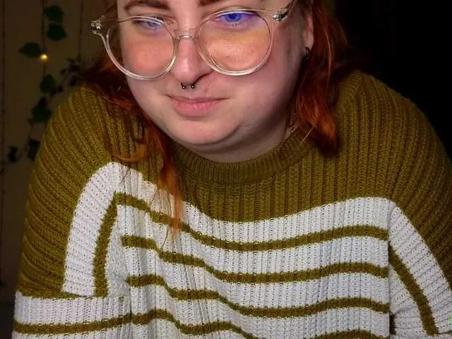 Aliciaredluv from BongaCams