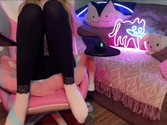 Hot Alisa-Cheshirovna wants you to fuck her body now Alisa-Cheshirovna from BongaCams