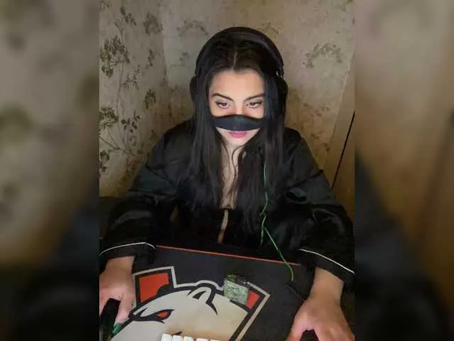 aloeloea from BongaCams