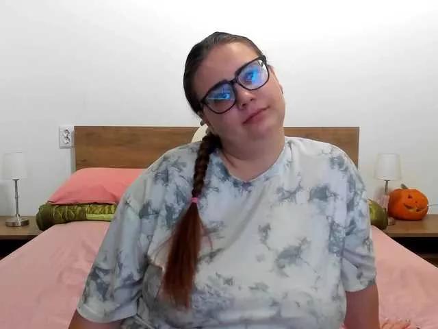 Masturbate to 19 years old amiravyxen from BongaCams amiravyxen from BongaCams