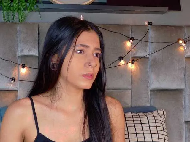 Amypalmmer from BongaCams