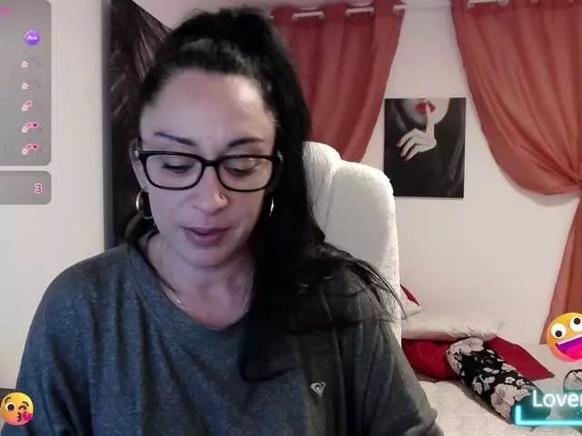 Offline anaiza on BongaCams