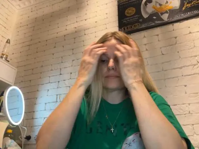 AngelAlone from BongaCams