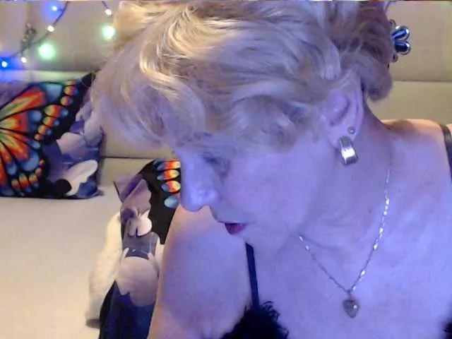 ANGELGRANNY on BongaCams