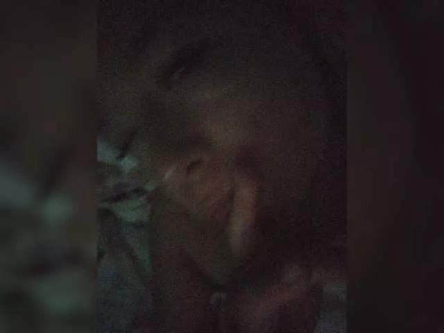 AnnaSexyOne on BongaCams 