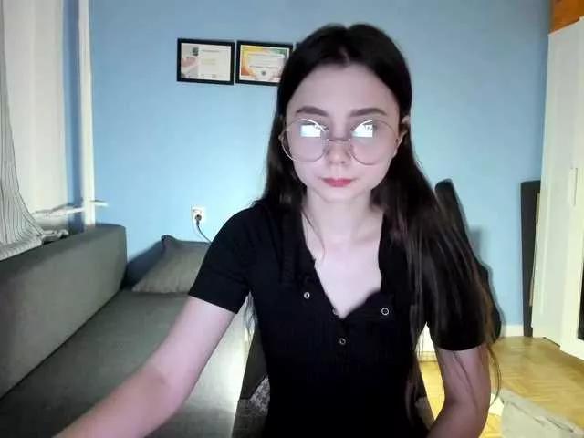 AryaDoll on BongaCams