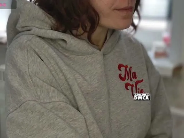 Asexysmile from BongaCams