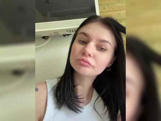 BabyGirlll on BongaCams 