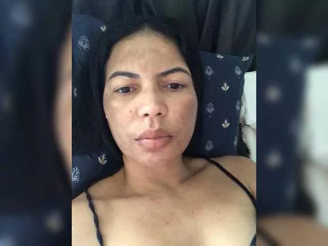 Explore BellaBrasil, she wants to masturbate for you BellaBrasil from BongaCams