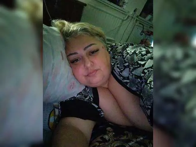 BigMilf from BongaCams