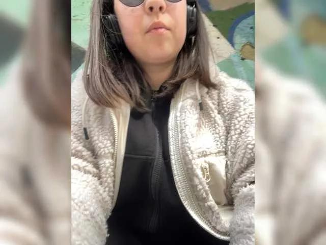 blue-moonlight from BongaCams