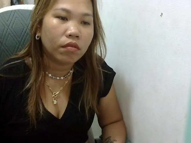 Bunnygreen from BongaCams