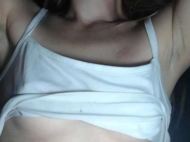 Sweet Candylovet wants you to fuck her body now candylovet from BongaCams