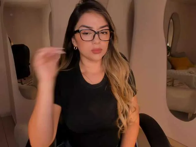 ChloePreston from BongaCams