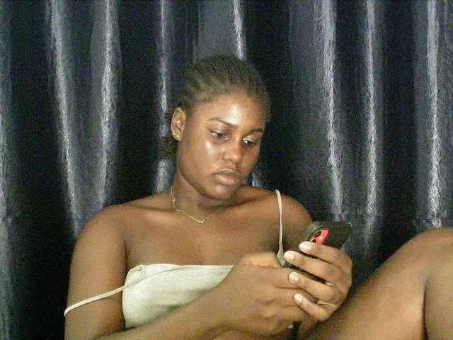 Check out sweet escort Chocoslut22 Chocoslut22 from BongaCams