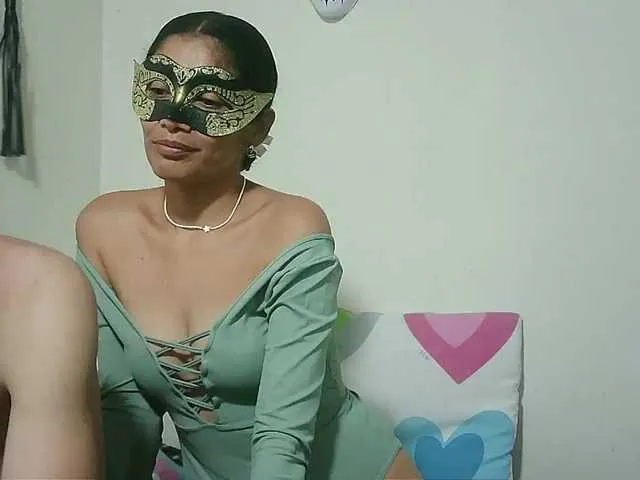 couplehot27 from BongaCams