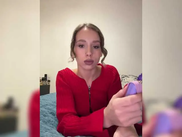 Crystal1-1 from BongaCams