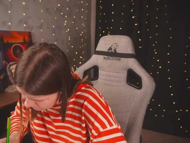 cutesoneckaaa from BongaCams