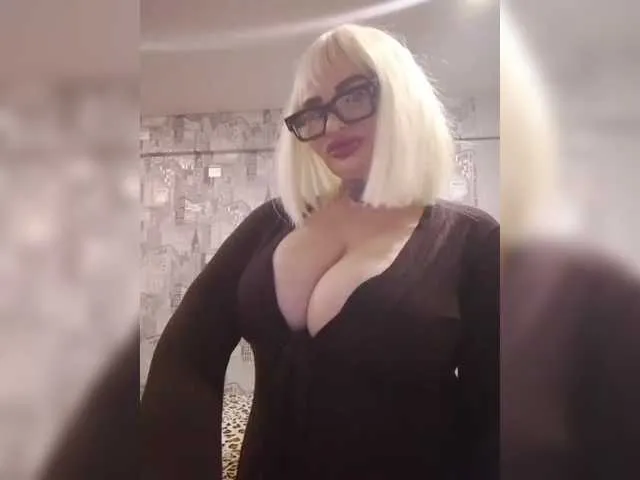 cvetocek89 from BongaCams