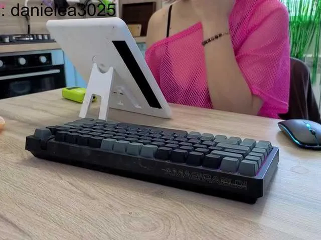 Danielea from BongaCams