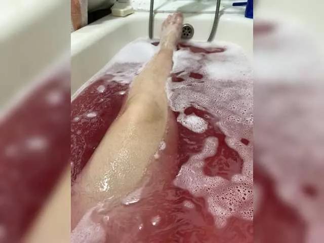 Diana13a from BongaCams