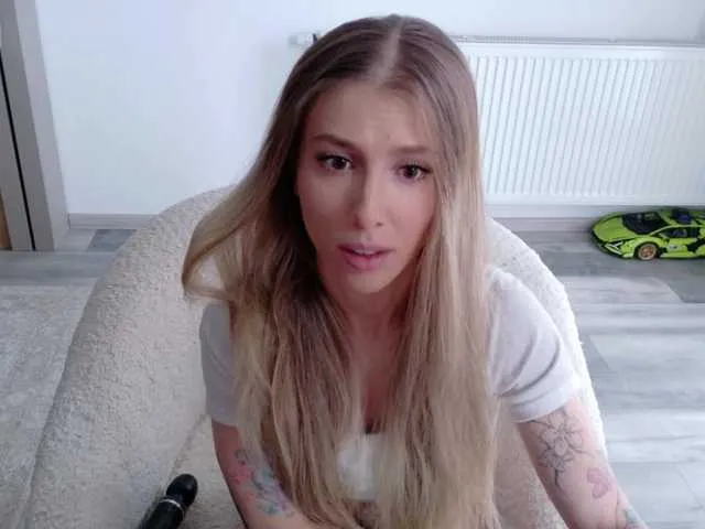 DiddySweet1 from BongaCams