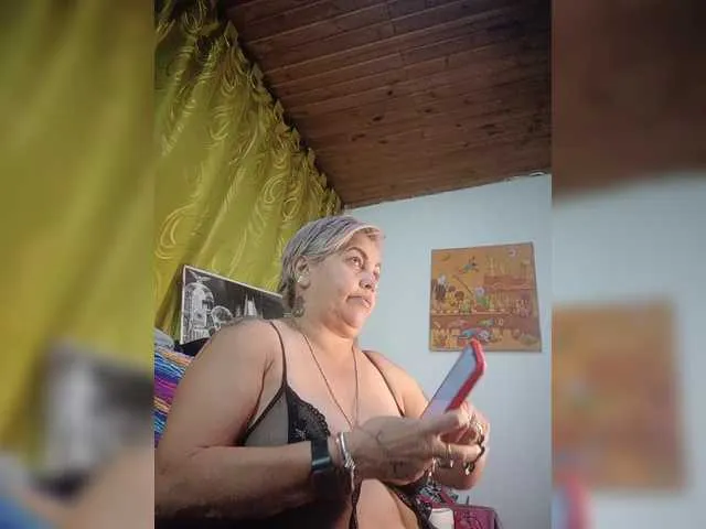 DirtyBiancax from BongaCams