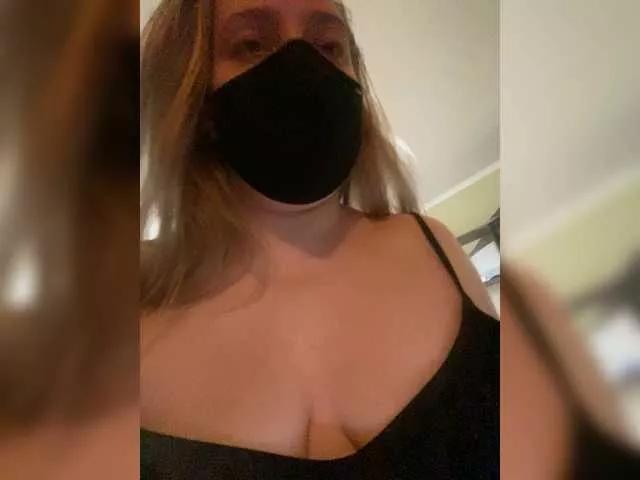 Discover 23 years old Donut-red from BongaCams Donut-red from BongaCams