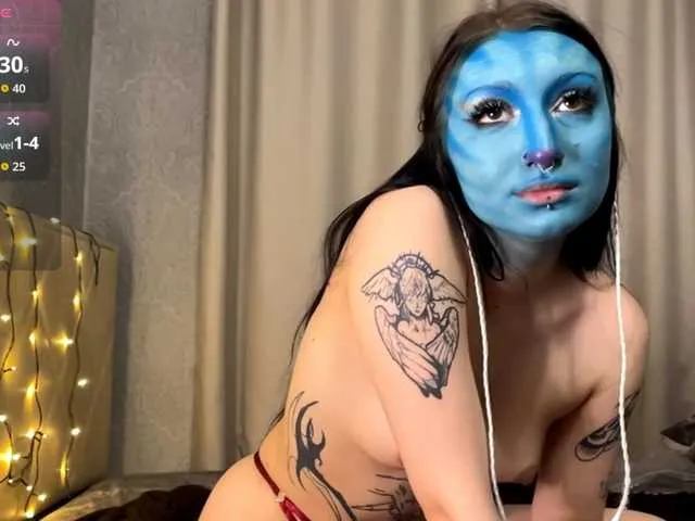 easteralt from BongaCams