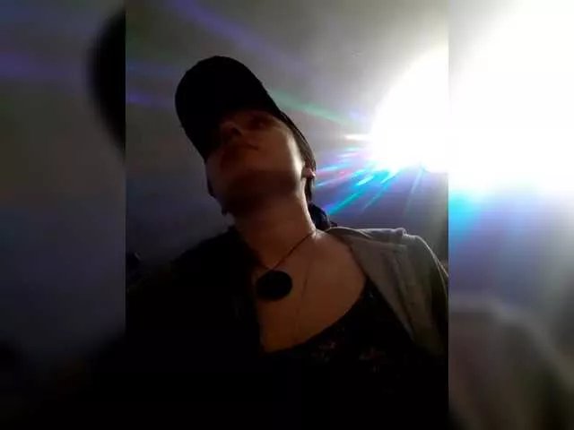 Offline EksaCake on BongaCams