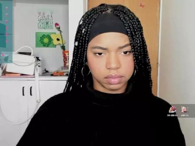 Eleonnor on BongaCams 