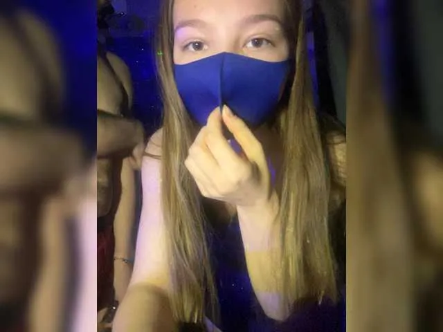 Discover Eliss-elins, they want to masturbate for you eliss-elins from BongaCams