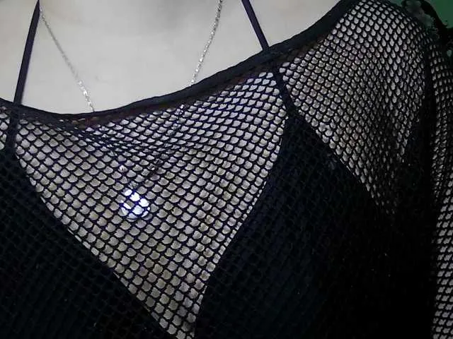 Elith20 from BongaCams