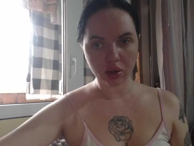 Elithabeth7 from BongaCams