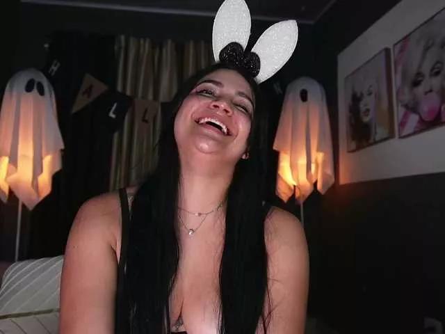 Checkout 31 years old Emilyjhonson-1 from BongaCams Emilyjhonson-1 from BongaCams