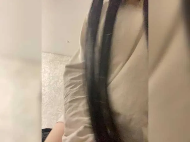 emog1rl from BongaCams