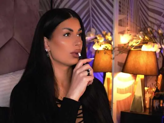 EvaRayne from BongaCams