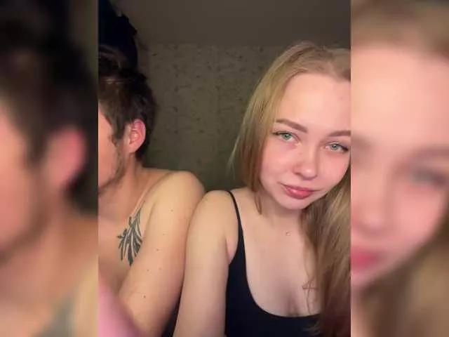 Family-Mm1 on BongaCams