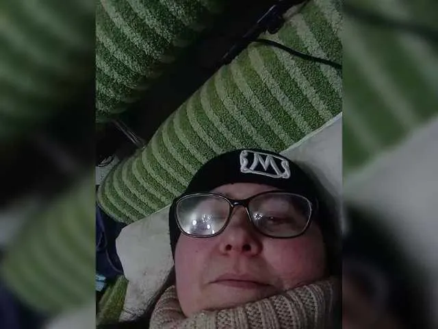 Fox981 from BongaCams