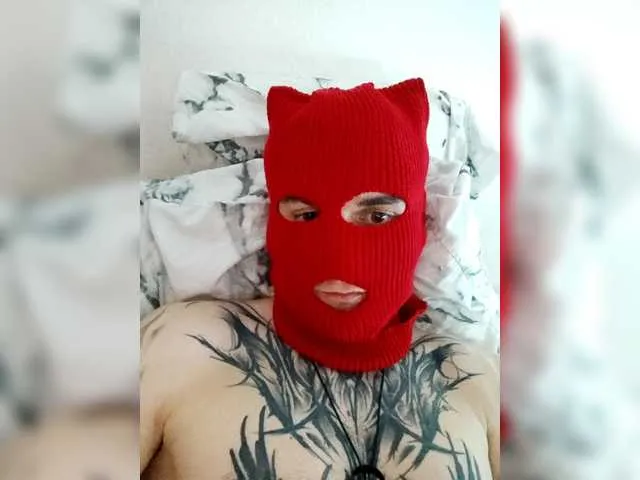 Foxirox from BongaCams