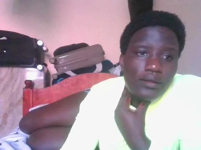 Curious Freakygyal stripping off and cumming with her favored dildos Freakygyal from BongaCams