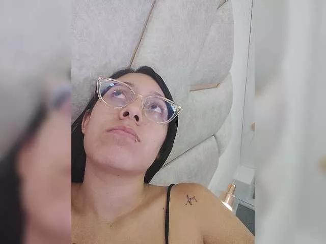 Ginny-Miller on BongaCams 