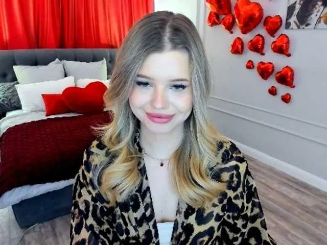 GlamorousGirl from BongaCams